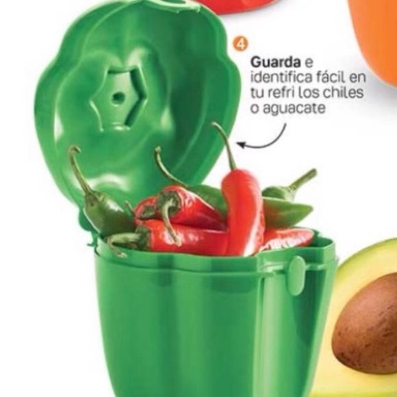 Tupperware Other - TUPPERWARE BELL PEPPER KEEPER